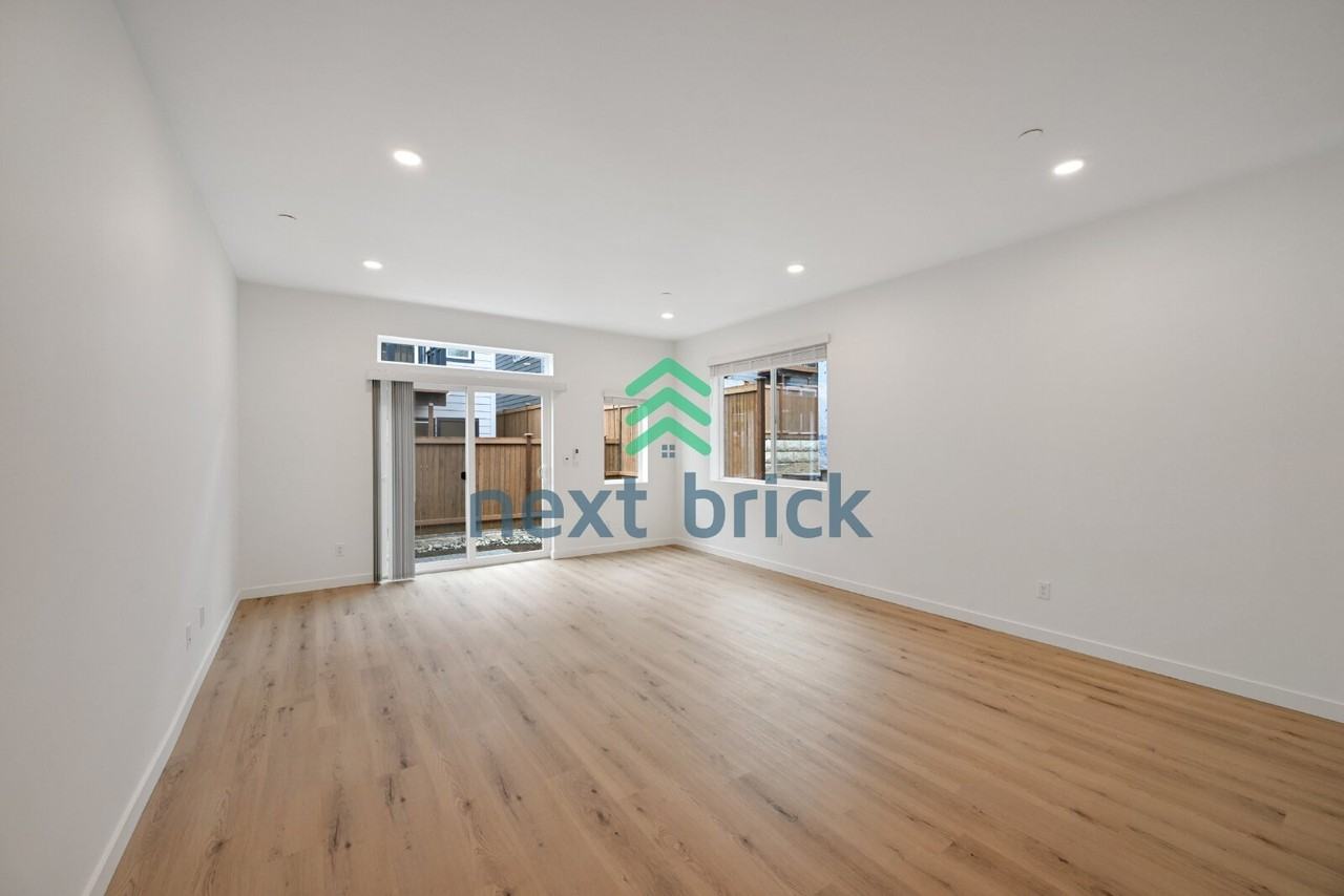 16830 20th Ave W #D10 - Photo 4 of 26