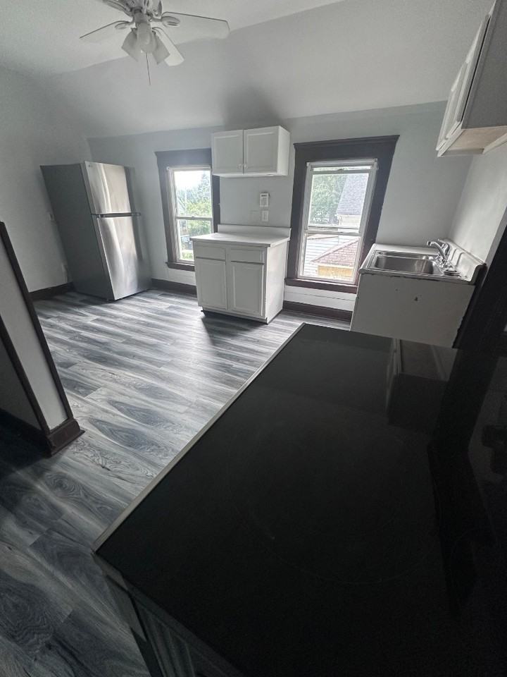 3485 W 54th St - Photo 2 of 8