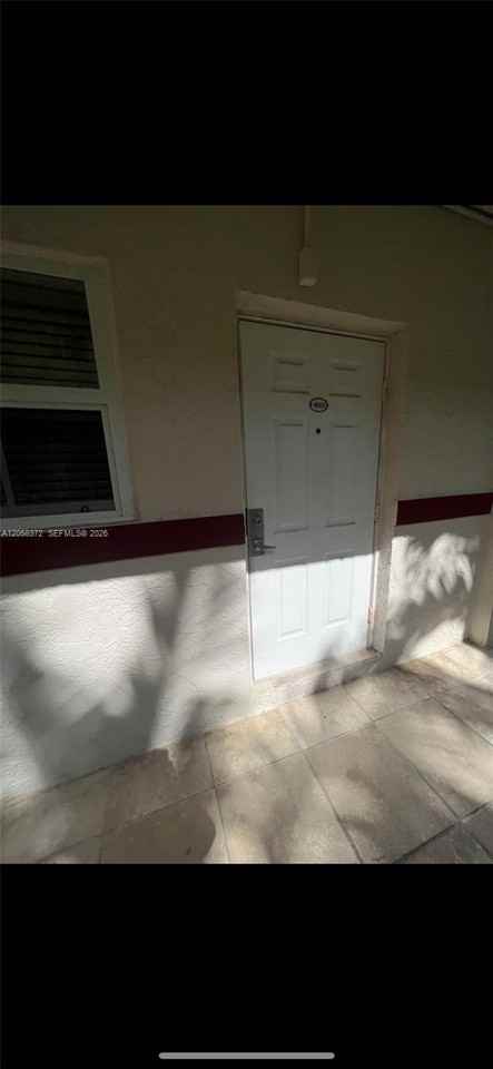 8650 Sw 67th Ave - Photo 4 of 17