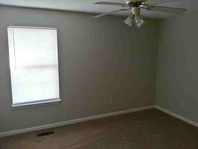 67 Priscilla Dr - Photo 6 of 8