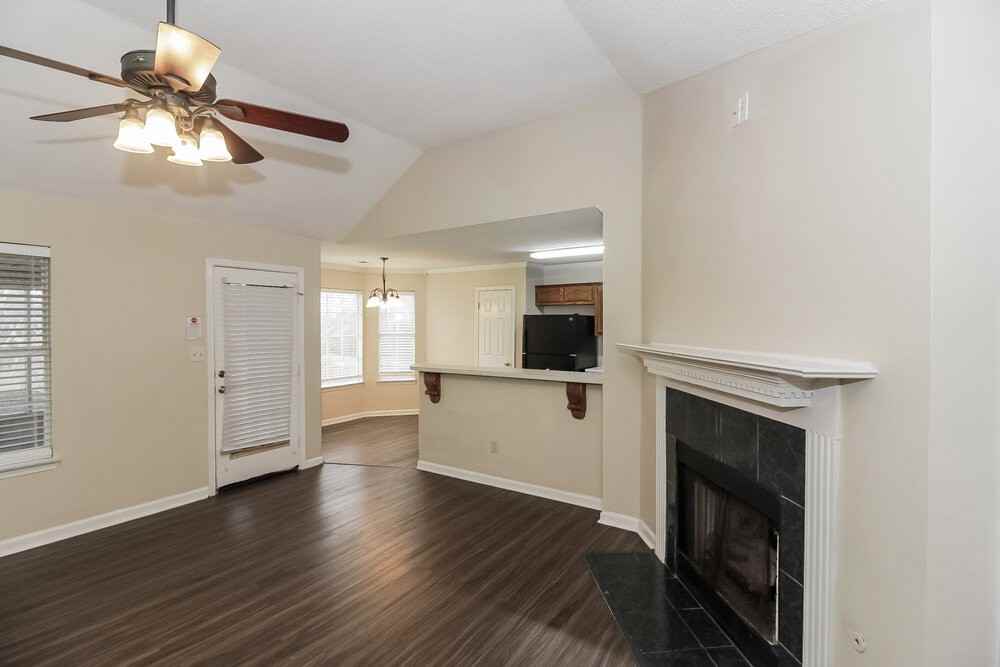 8929 Fulton Cv - Photo 4 of 16