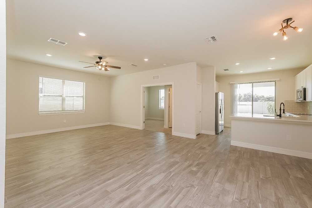 11413 Green Harvest Dr - Photo 4 of 17