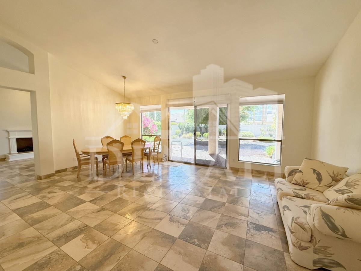 23906 S Sunland Ct - Photo 3 of 10