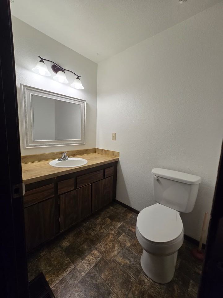 6815 E Roosevelt Ave #HOME - Photo 7 of 13