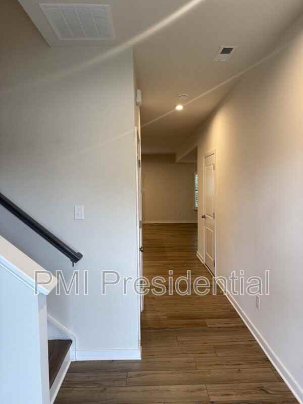 11430 Dunmore Mill Ct - Photo 5 of 22