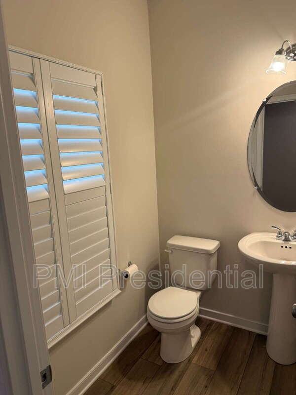 11430 Dunmore Mill Ct - Photo 6 of 22