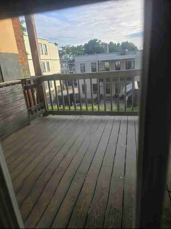 268 Washington Ave - Photo 5 of 10