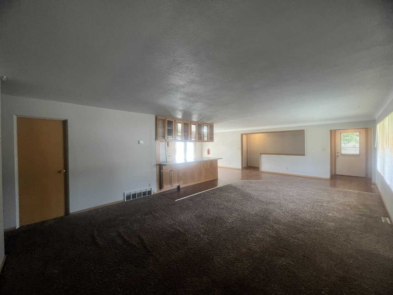 1812 4th St S - Photo 2 of 24