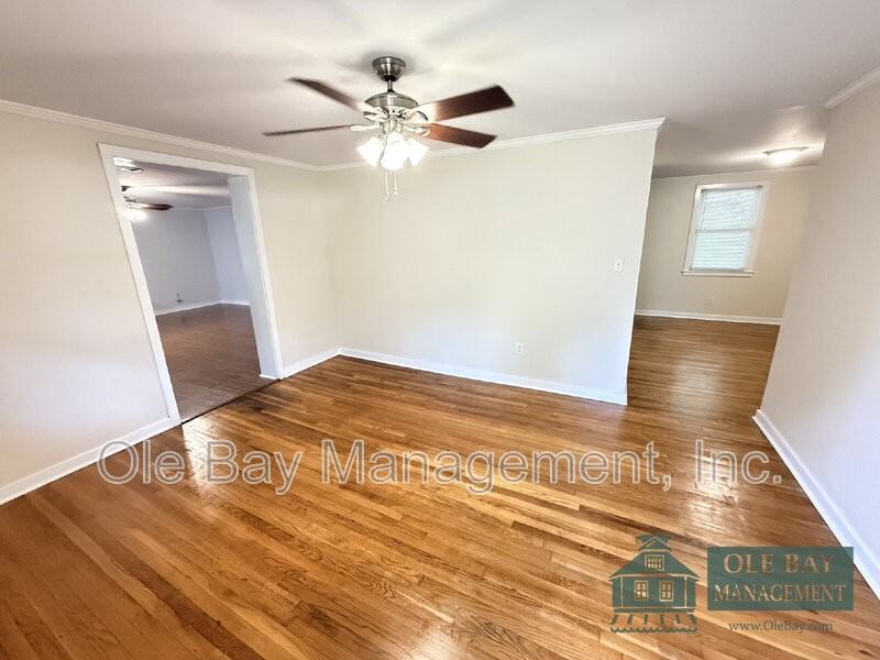 4650 Rosewood Dr - Photo 3 of 13