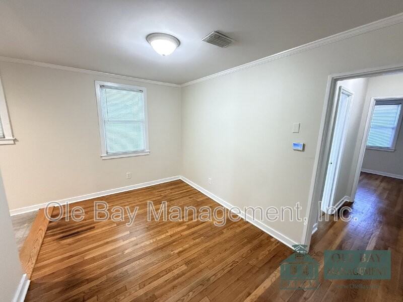 4650 Rosewood Dr - Photo 4 of 13