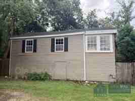 featured image of 109 S Carlen St #C