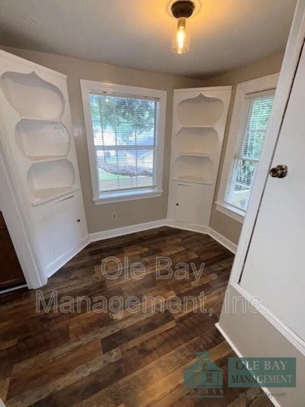 109 S Carlen St #C - Photo 5 of 11