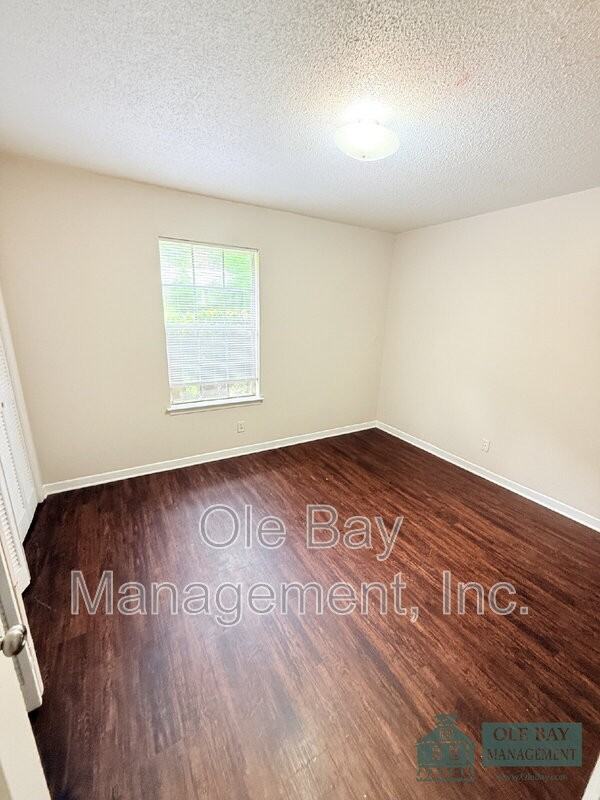 965 Navco Rd - Photo 4 of 7