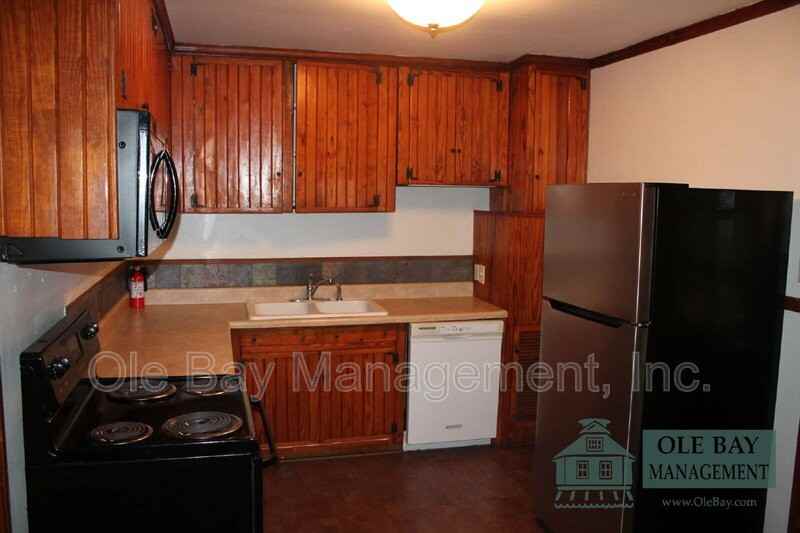 855 Azalea Rd - Photo 4 of 12
