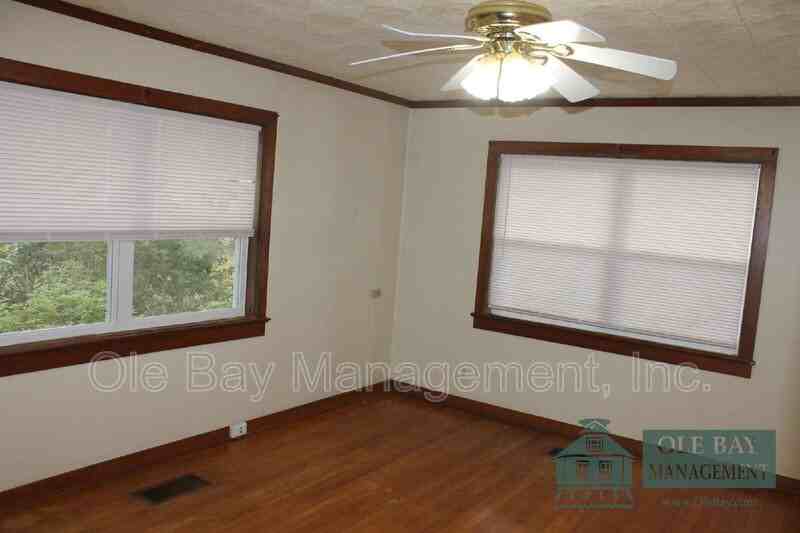 855 Azalea Rd - Photo 6 of 12