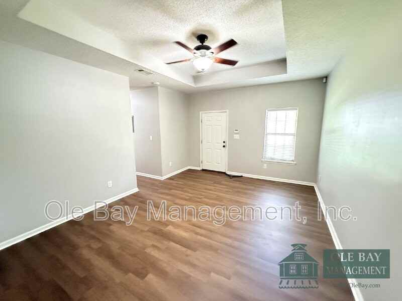 3420 Fairfield Rd - Photo 2 of 11