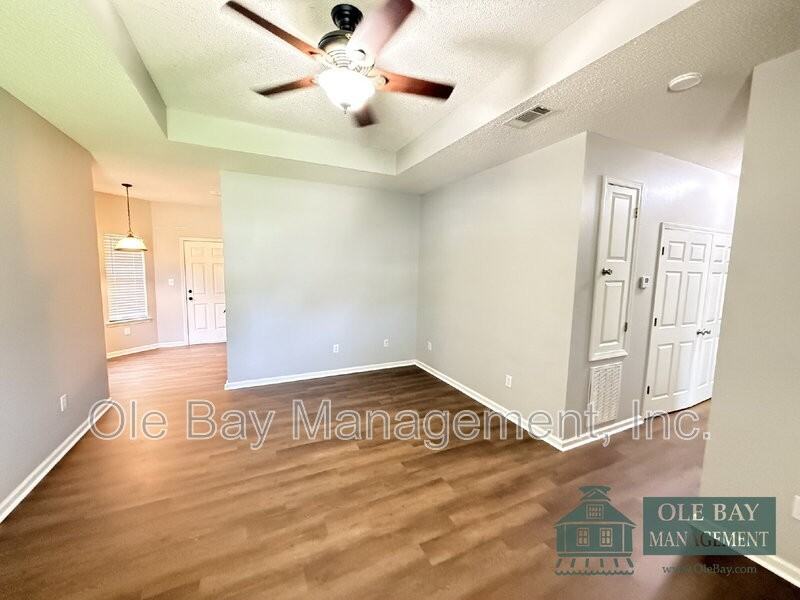 3420 Fairfield Rd - Photo 5 of 11