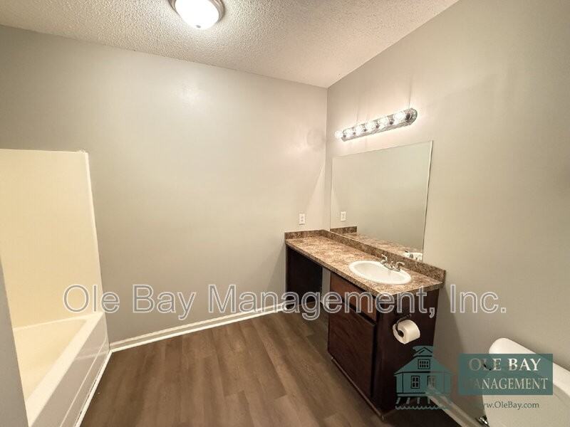3420 Fairfield Rd - Photo 7 of 11