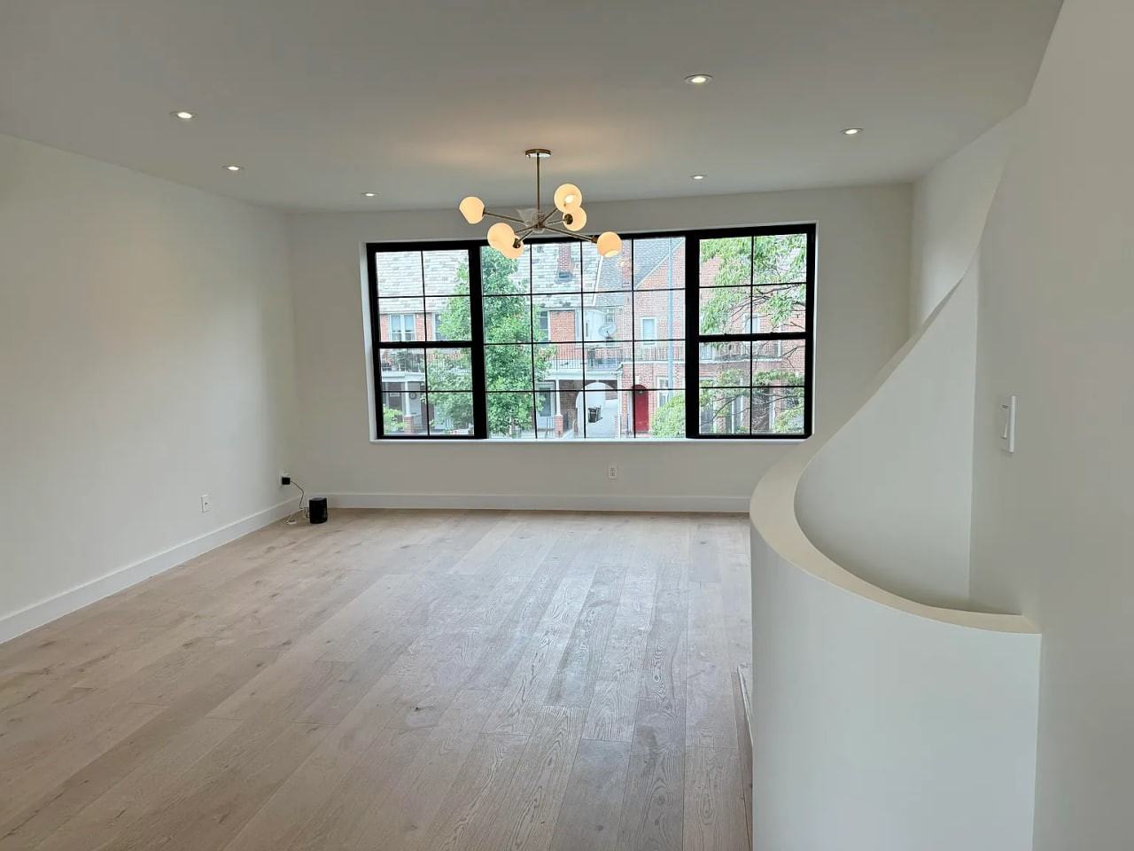 6718 Clyde St #2C - Photo 5 of 8