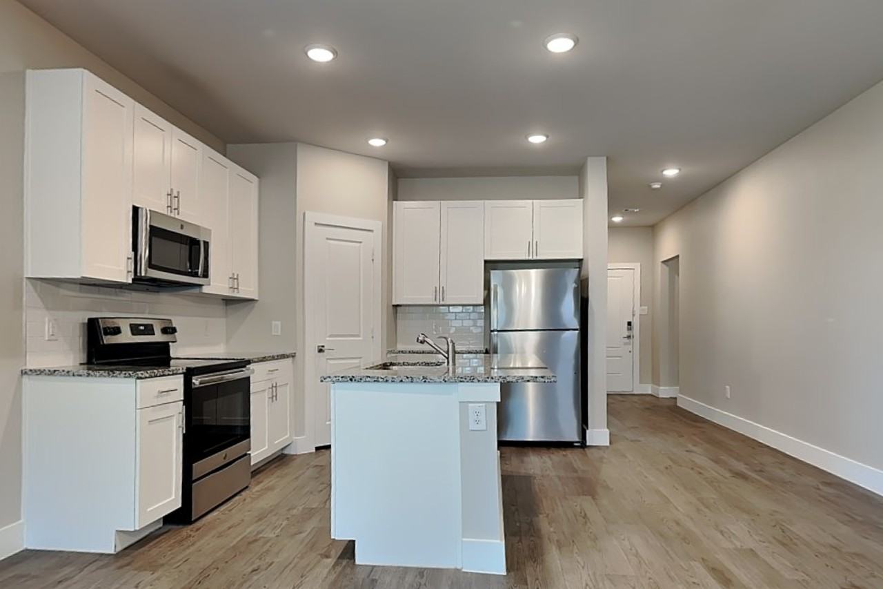 1513 Marvin Gdns - Photo 5 of 20
