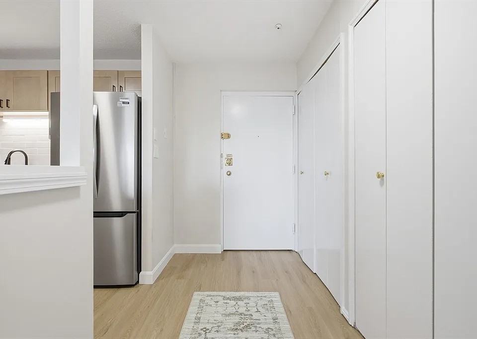 474 Broadway - Photo 4 of 16
