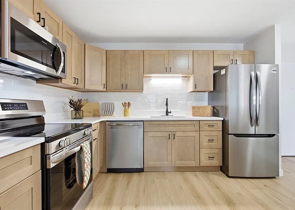 474 Broadway - Photo 5 of 16