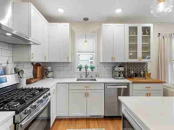 44 Henderson St - Photo 5 of 14