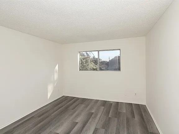 330 N Chapel Ave #105 - Photo 6 of 13