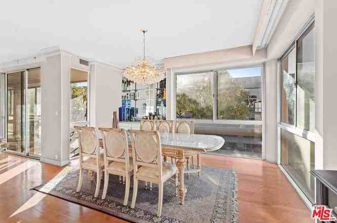 320 N Maple Dr - Photo 7 of 7