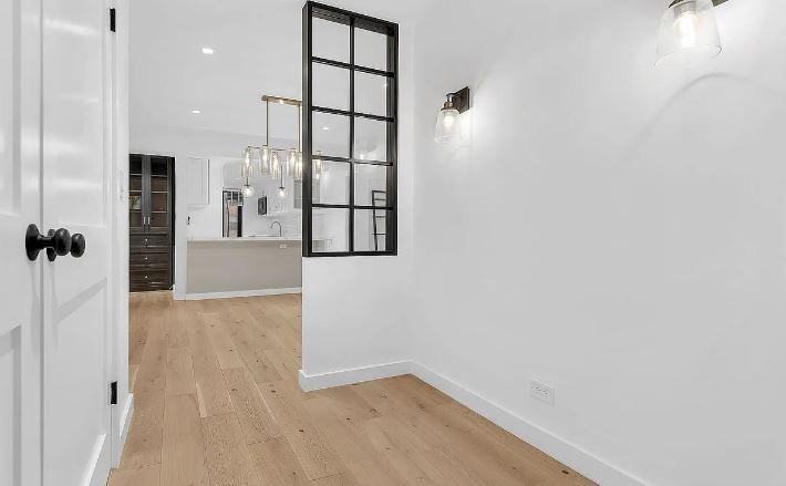 25 Sutton Pl S #14A - Photo 5 of 17