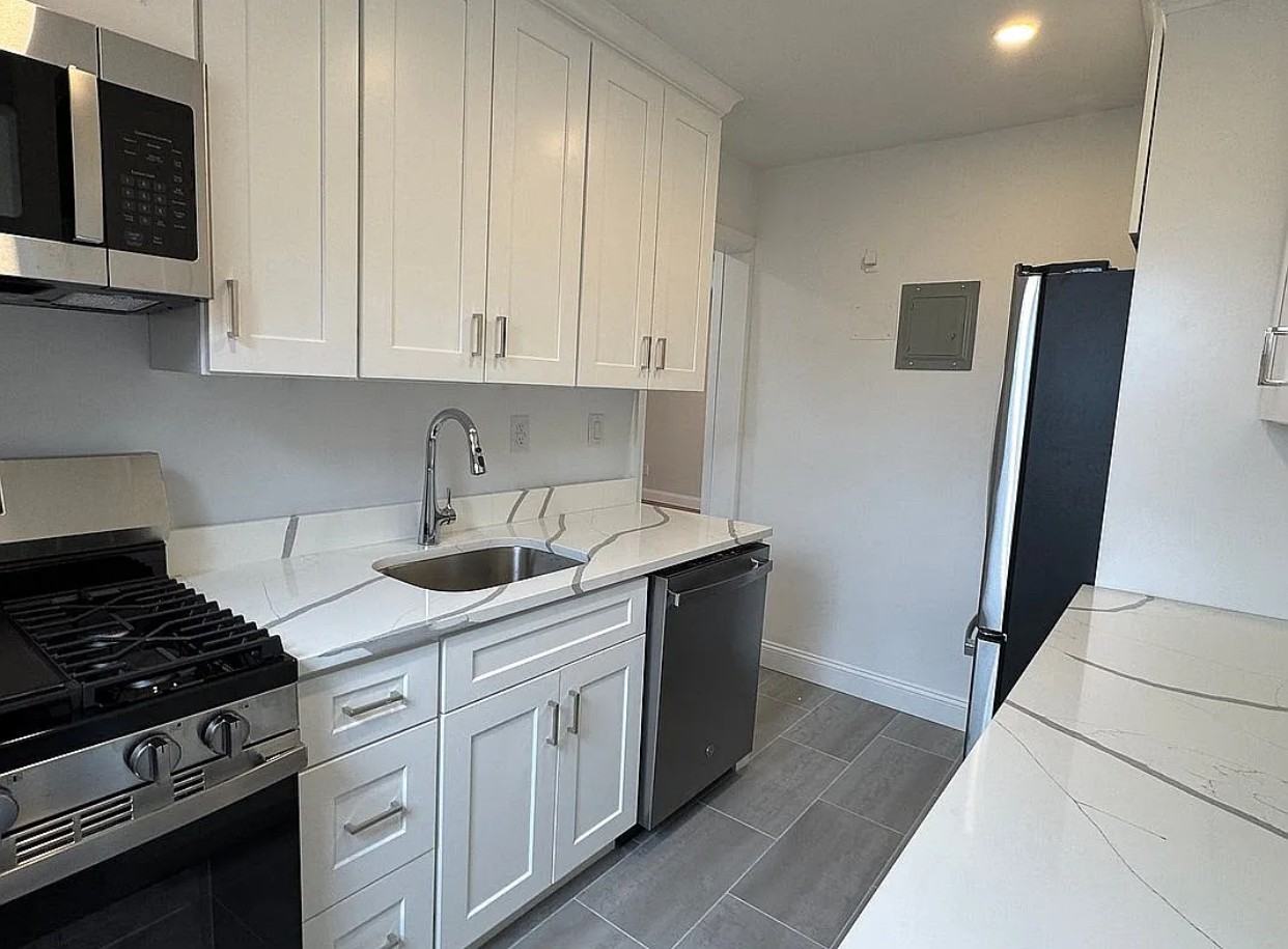 23316 131st Ave #H - Photo 4 of 7