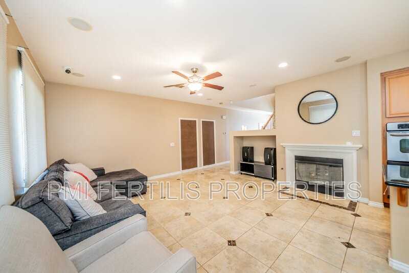 12494 Breeze Ln - Photo 6 of 33
