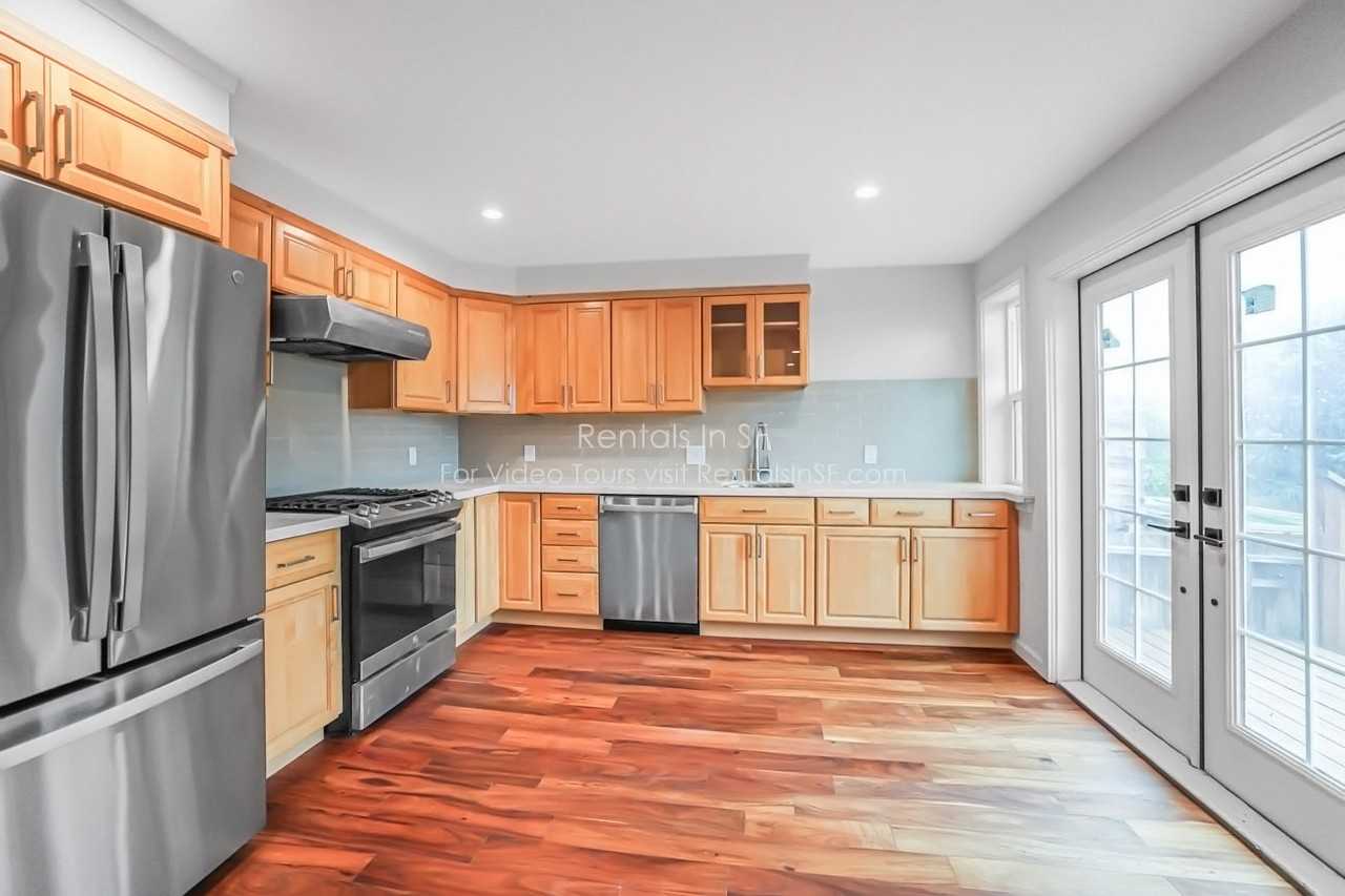 1547 Underwood Ave #A - Photo 4 of 17