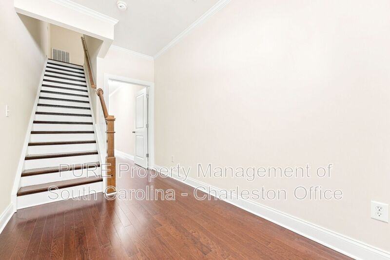 1187 Dingle Rd - Photo 4 of 50