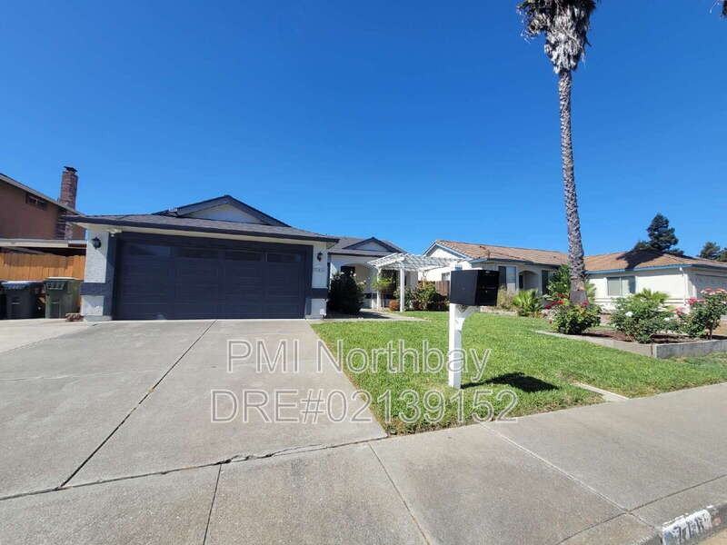 746 Palermo Dr - Photo 3 of 18