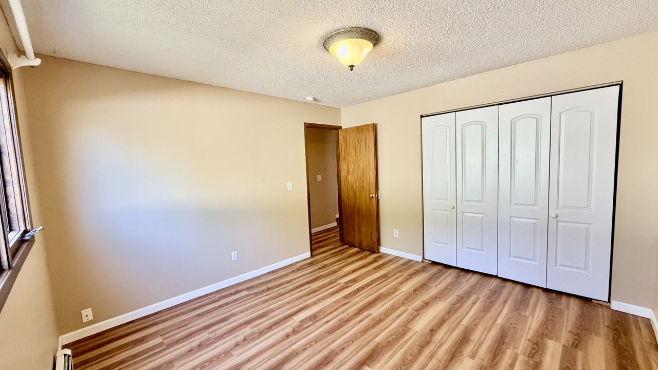 401 N Bliss St #1 - Photo 5 of 13