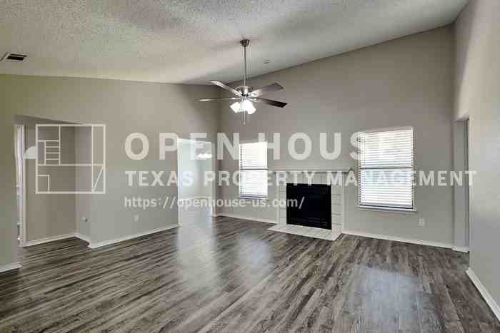 8228 Willis Ln - Photo 6 of 20