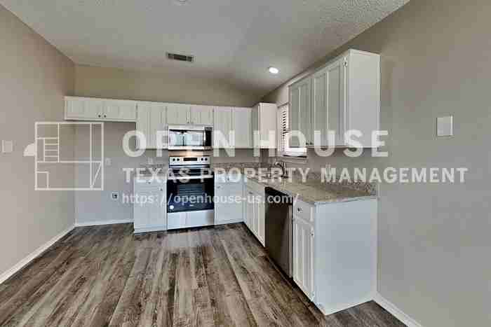 8228 Willis Ln - Photo 7 of 20