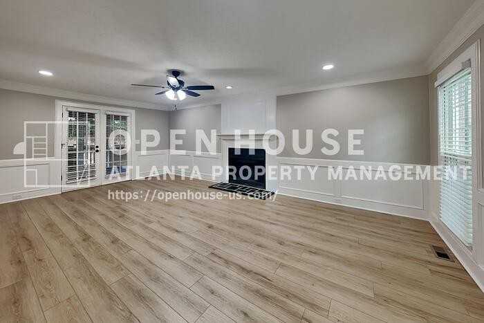 3163 Oak Springs Way - Photo 4 of 21