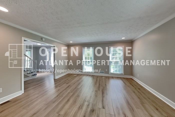3163 Oak Springs Way - Photo 6 of 21