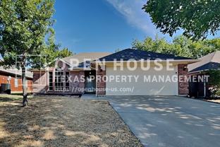 1036 Springhill Dr - Photo 1 of 1
