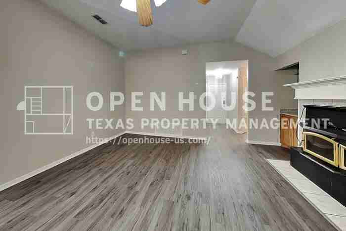 1036 Springhill Dr - Photo 6 of 21