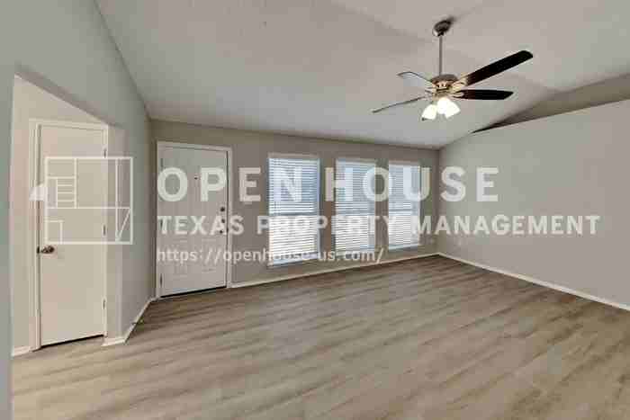 6103 King William Dr - Photo 7 of 20