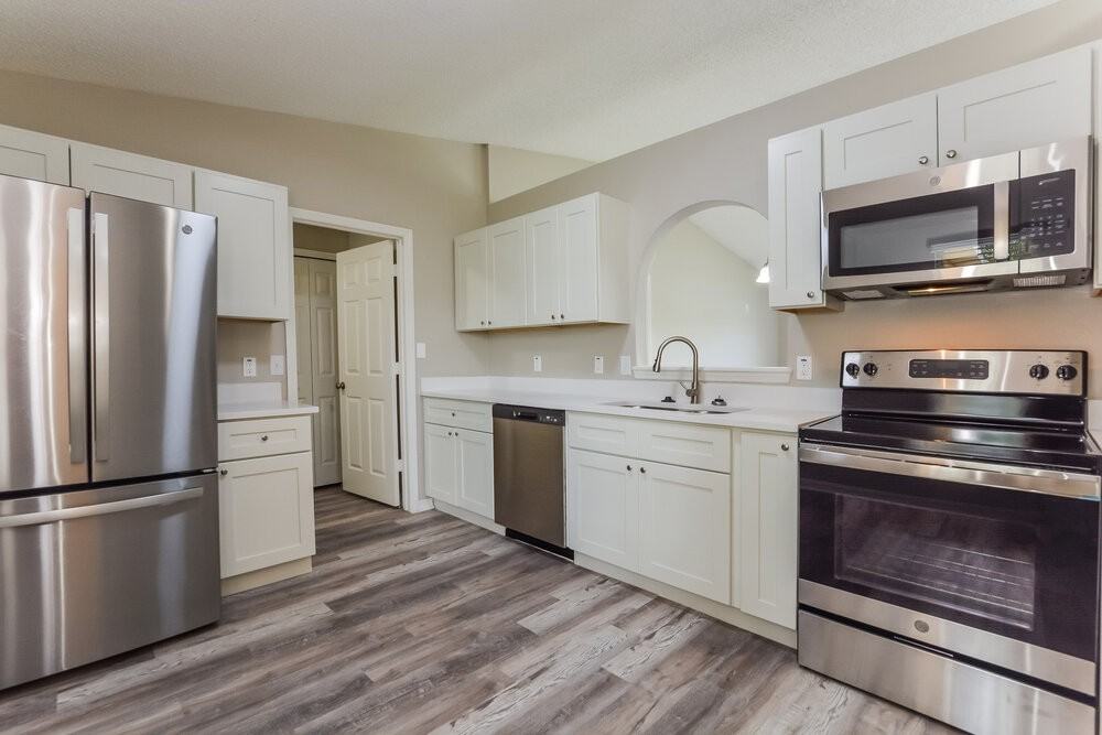 204 Mckay Blvd - Photo 7 of 16