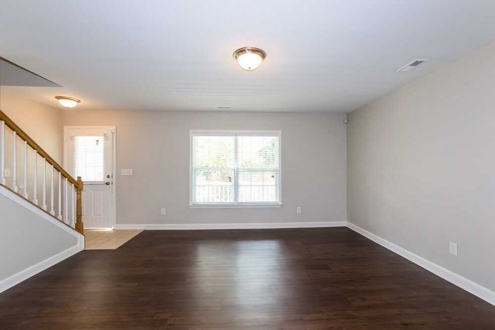 4905 Stone Park Dr - Photo 2 of 15