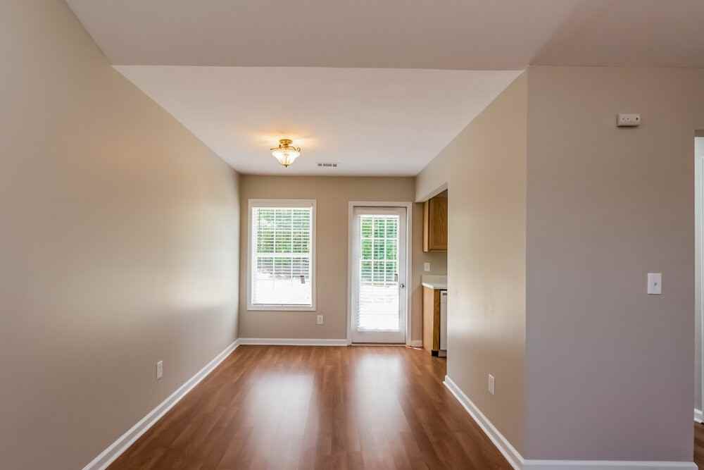 106 Millpond Pkwy - Photo 4 of 17