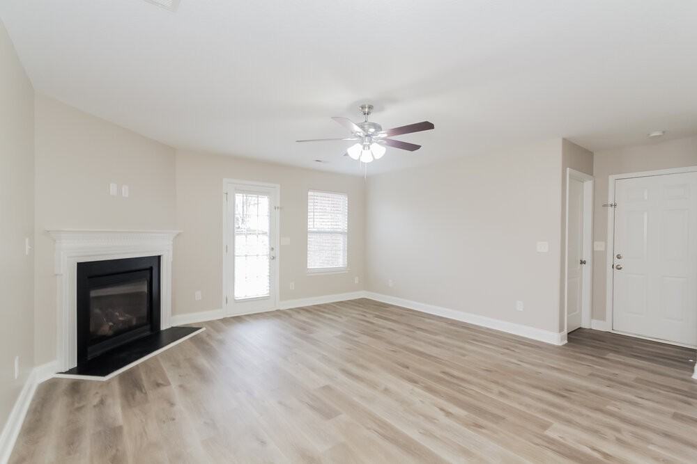 6240 Silver Chime Way - Photo 7 of 17