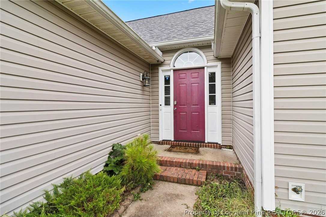 111 Silverberry Ct - Photo 4 of 36