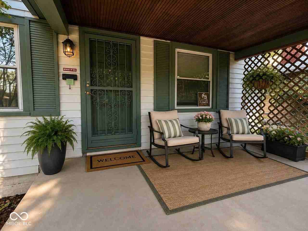 1306 N Bosart Ave - Photo 2 of 6