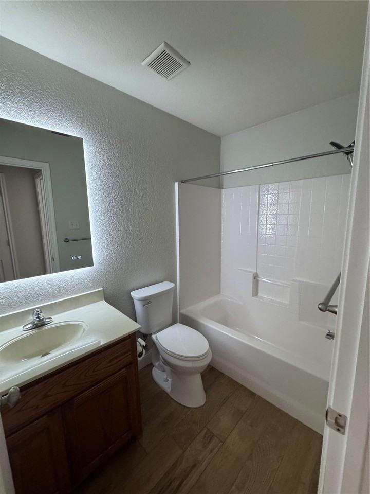 4925 Many Waters Dr - Photo 7 of 15